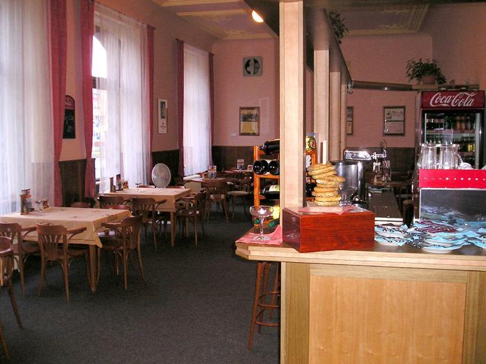 Hotel Dvorak Chrast (Chrudim) Bagian luar foto